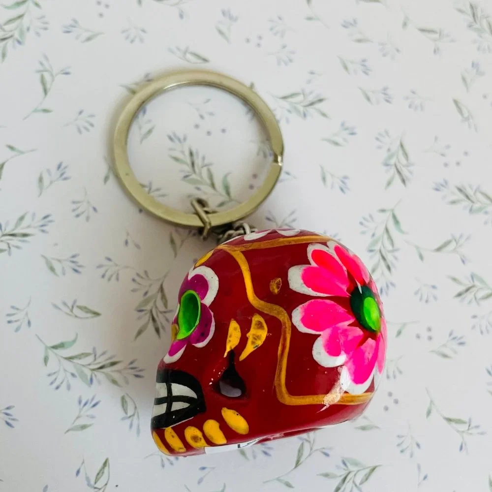 Dia De Los Muertos Colorful Handpainted Skull Keychain/Keyring Mexico NEW